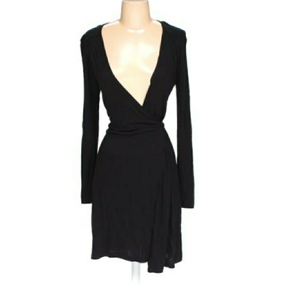 OLD NAVY~ BLACK WRAP AROUND DRESS SIZE XS